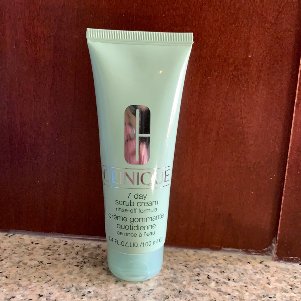 Clinique 7 day scrub cream 3.4 oz new